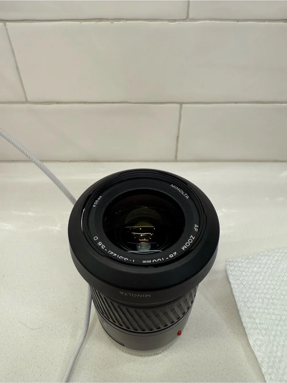 Minolta 28-100mm AF Zoom Lens